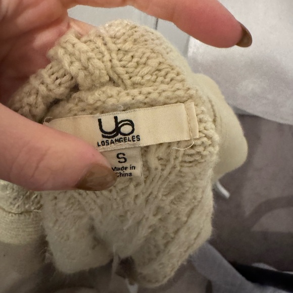 Ya Los Angeles Cream Hooded Cardigan - Picture 4 of 4